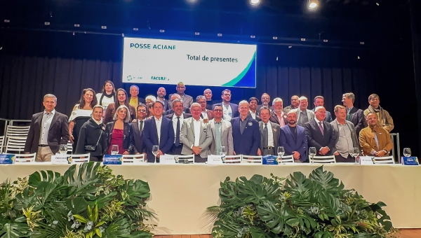 Diretoria da ACIANF é empossada em cerimônia memorável