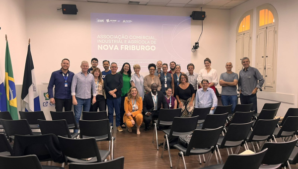 ACIANF recebe consultor da CACB para desenvolver o planejamento estratégico de 2025 das ACEs