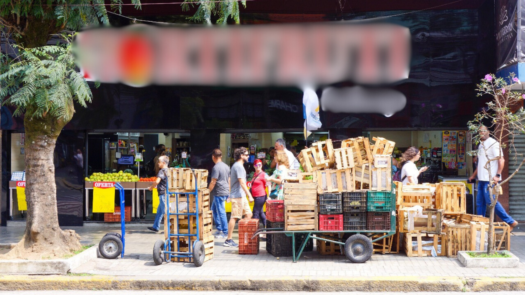Obstrução do Passeio Público é Alvo de Fiscalização no Centro de Nova Friburgo