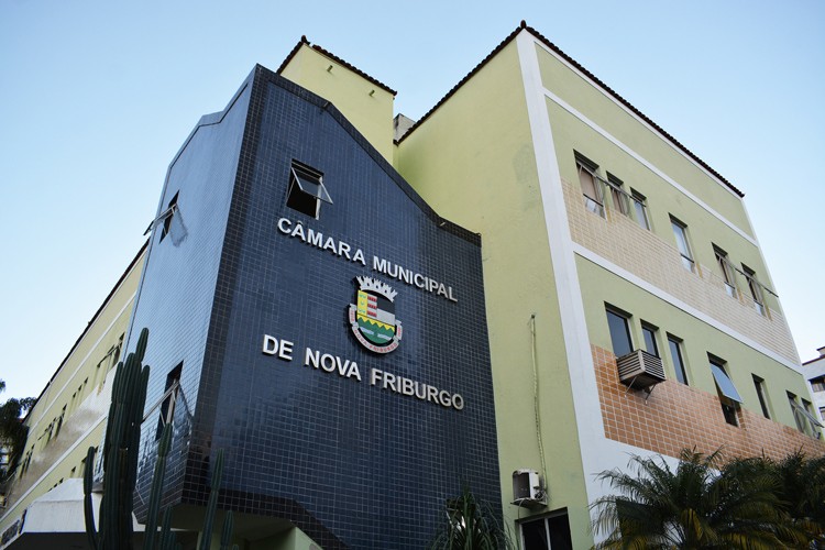 Câmara antecipa devolução de meio milhão para compra de vacinas