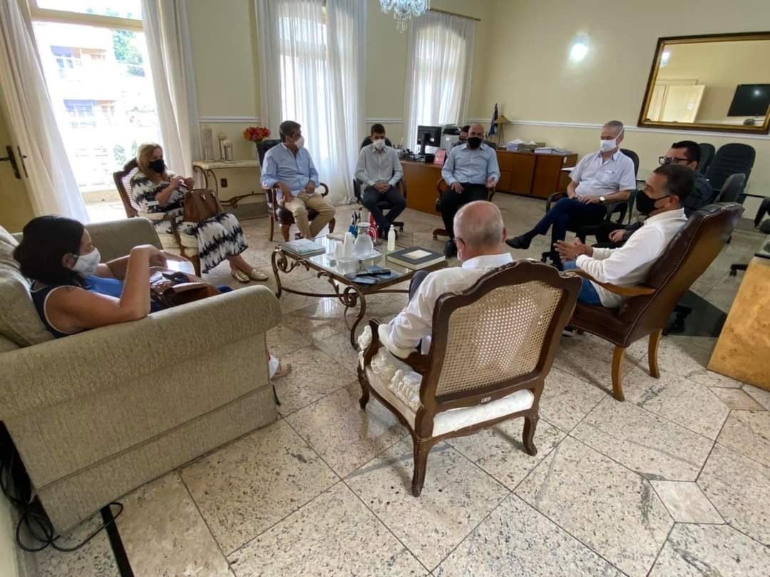 Diretoria da ACIANF participa de reunião na Prefeitura Municipal de Nova Friburgo