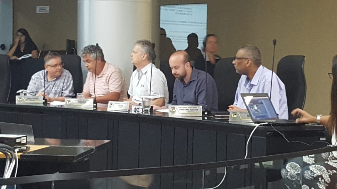 Projeto Cidade Limpa é discutido na Câmara dos Vereadores 