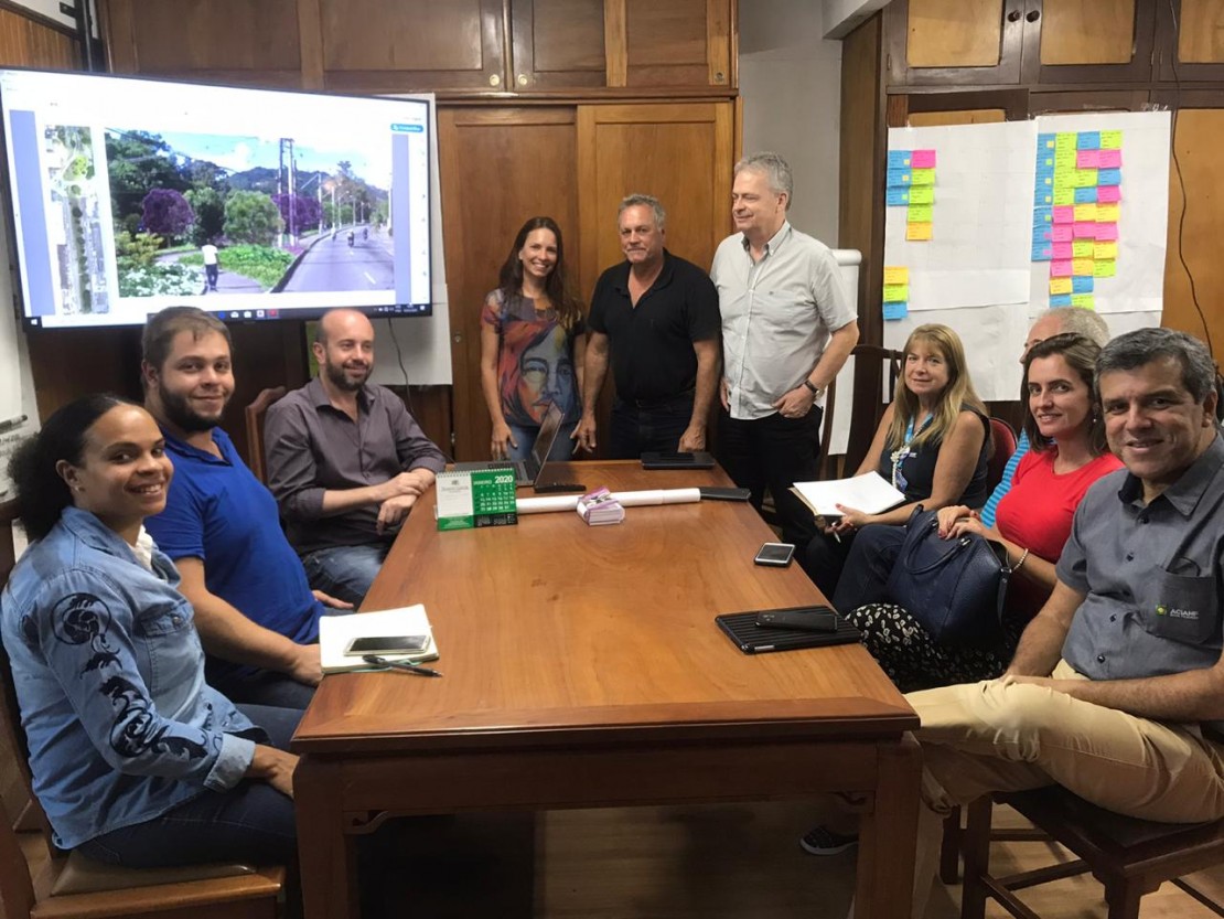 Projeto Vamos Florir vai dar cara nova à Avenida Hans Gaiser