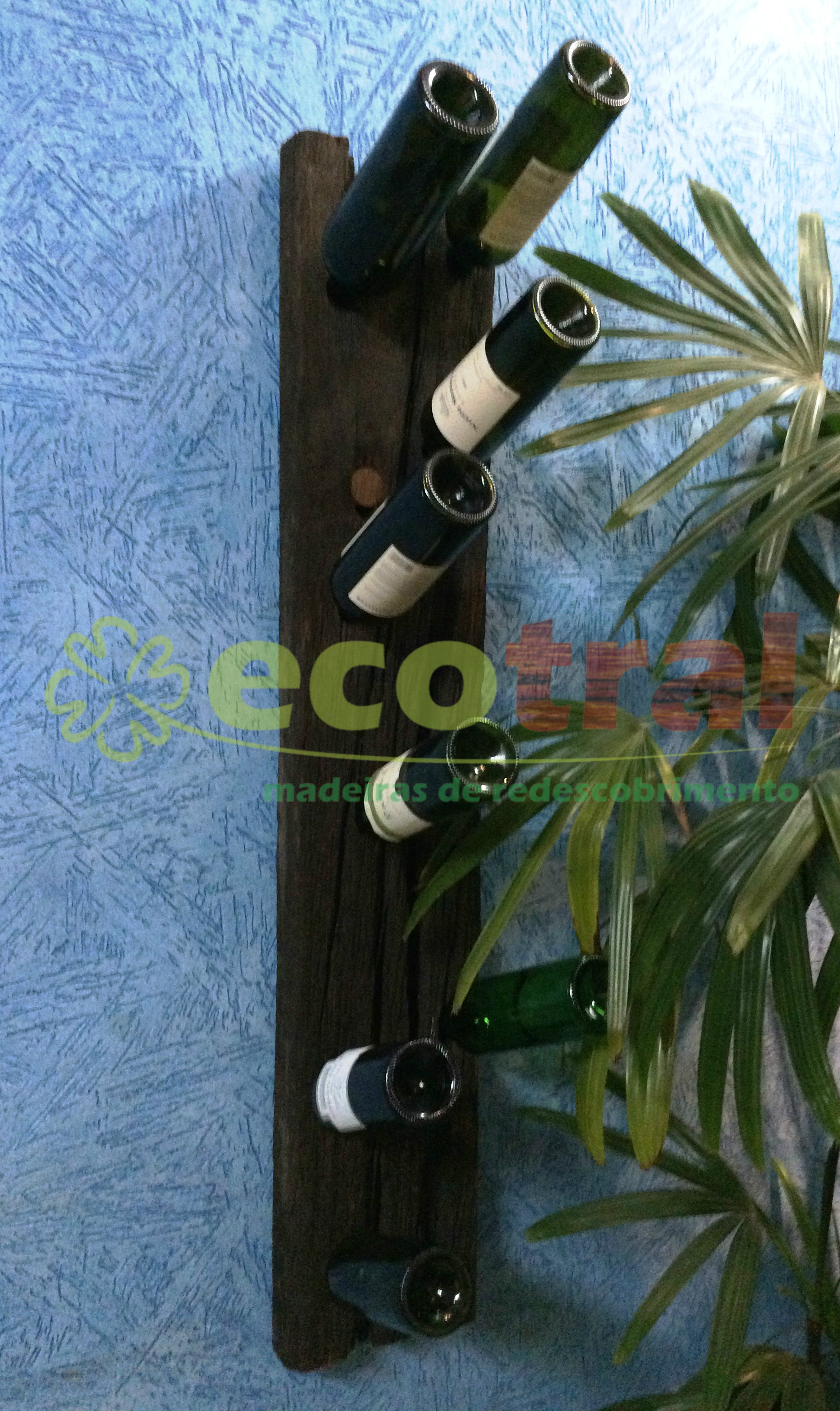 ADEGAS, GARRAFEIROS & SUPORTES DE TAÇAS