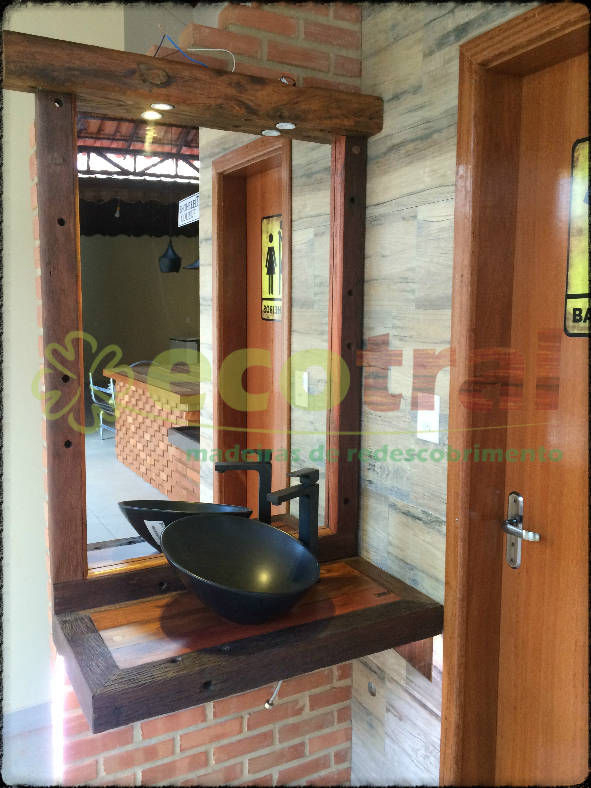 BANCADAS DE banheiro , PIA RÚSTICAS EM DORMENTES OU CRUZETAS